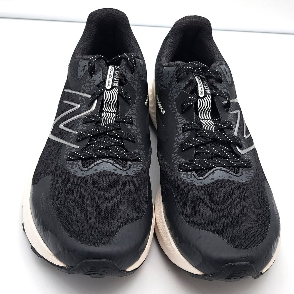 New Balance Women's DynaSoft Nitrel V5 Trail Running Shoe  - Size 8.5